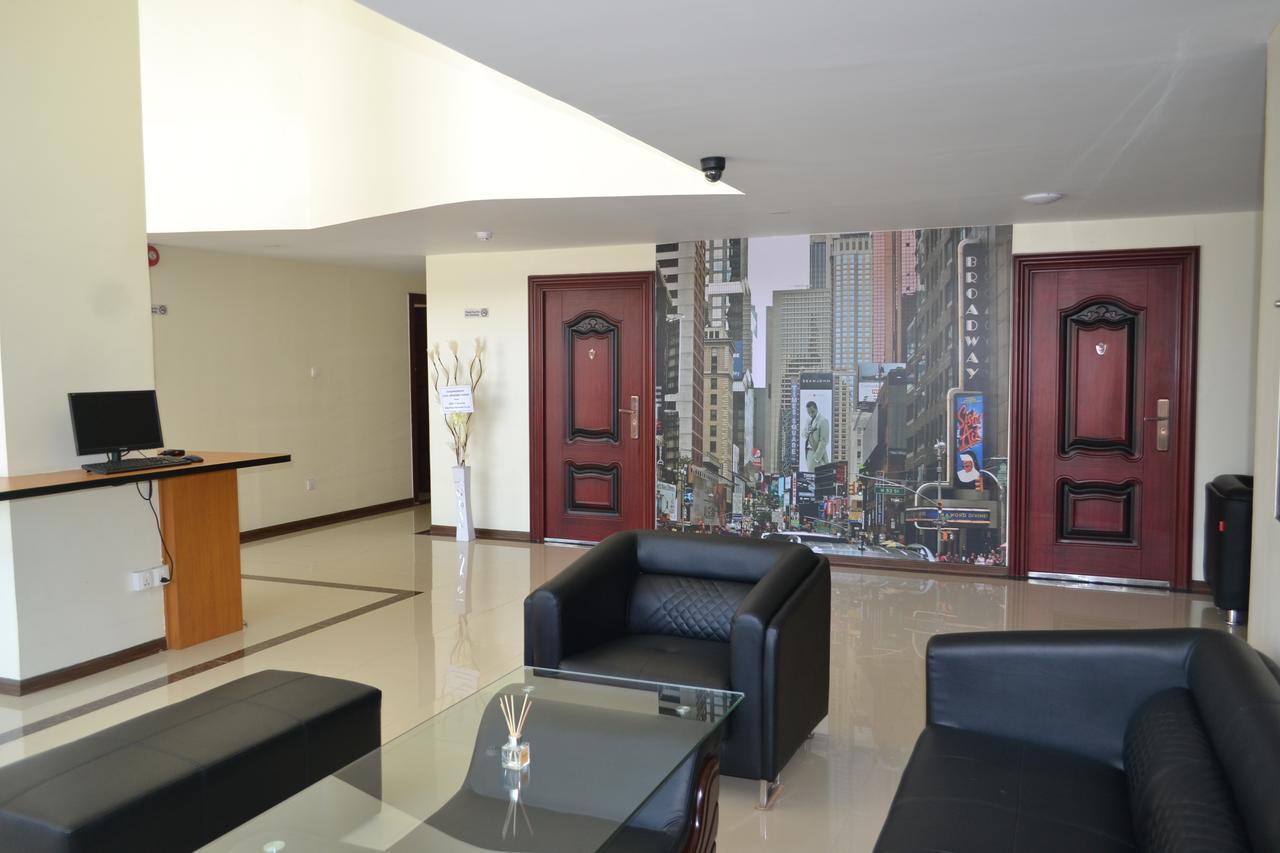 Hotel Broadway Yangon Exterior foto
